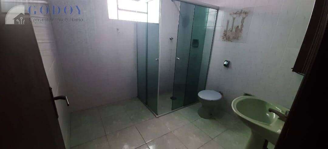 Casa à venda com 3 quartos, 209m² - Foto 8