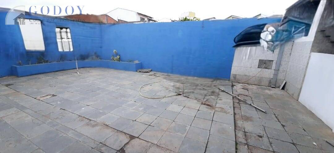 Casa à venda com 3 quartos, 209m² - Foto 9