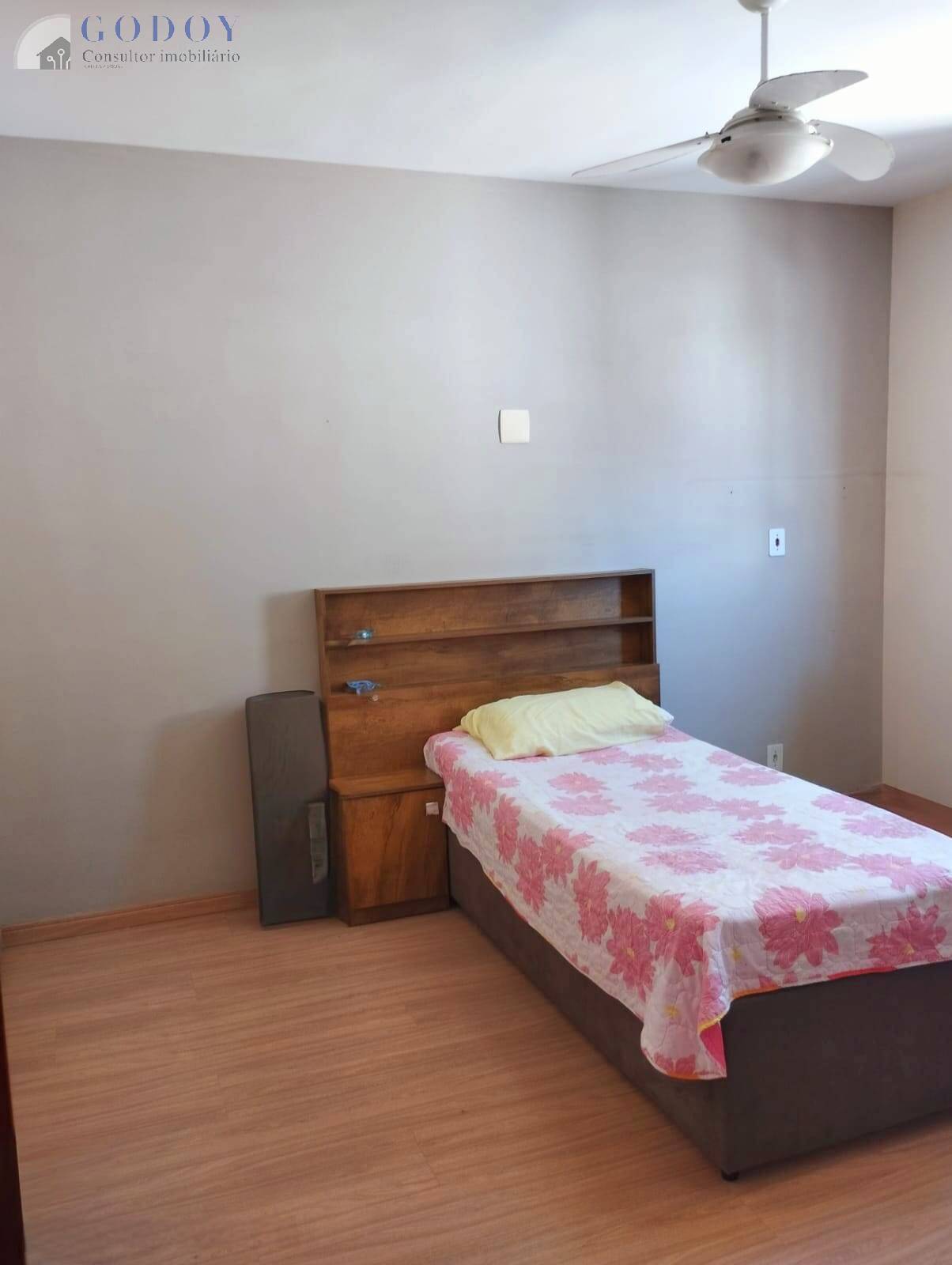 Apartamento à venda com 3 quartos, 150m² - Foto 7