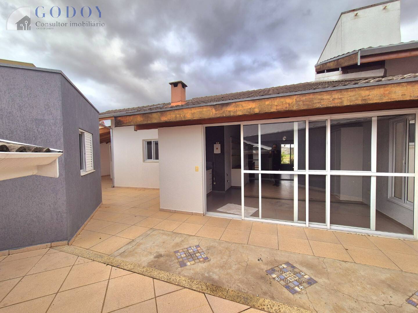 Casa de Condomínio à venda e aluguel com 3 quartos, 220m² - Foto 31