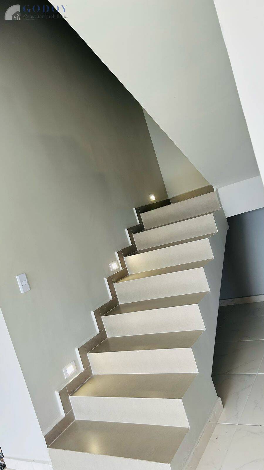 Chácara à venda com 3 quartos, 230m² - Foto 2