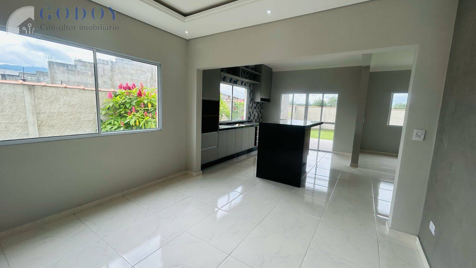 Chácara à venda com 3 quartos, 230m² - Foto 3