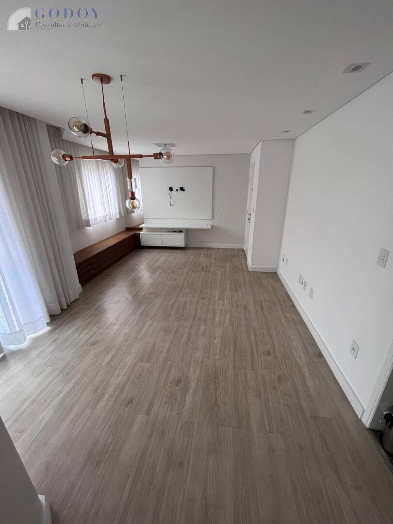 Apartamento à venda com 2 quartos, 73m² - Foto 3