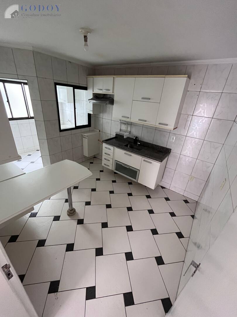 Apartamento à venda com 2 quartos, 73m² - Foto 8