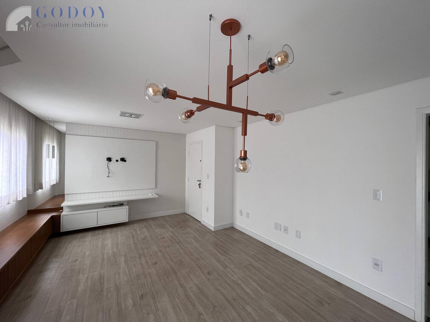 Apartamento à venda com 2 quartos, 73m² - Foto 1