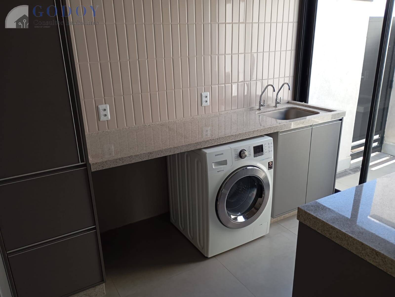 Casa de Condomínio à venda e aluguel com 4 quartos, 302m² - Foto 18