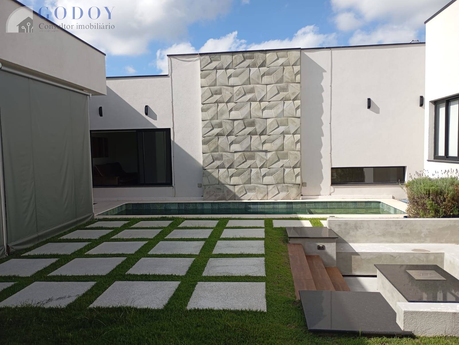 Casa de Condomínio à venda e aluguel com 4 quartos, 302m² - Foto 31