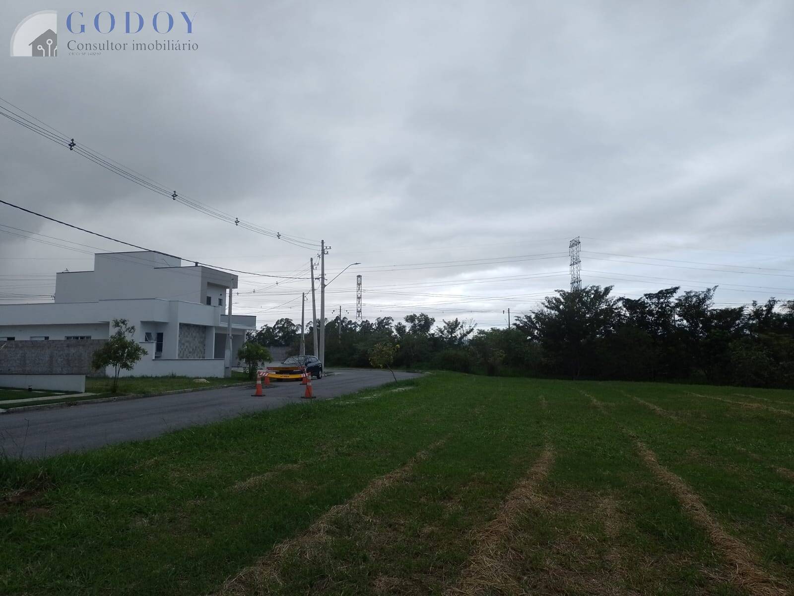 Terreno à venda, 319m² - Foto 1