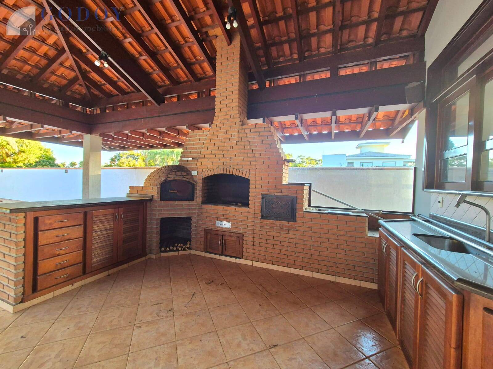 Casa à venda e aluguel com 4 quartos, 600m² - Foto 10