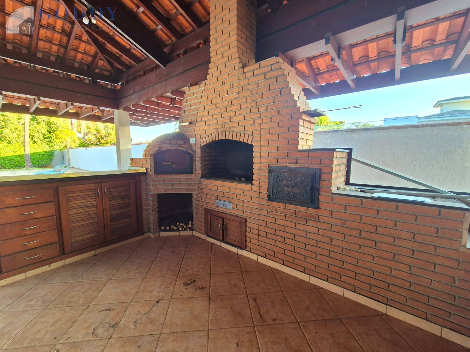 Casa à venda e aluguel com 4 quartos, 600m² - Foto 9