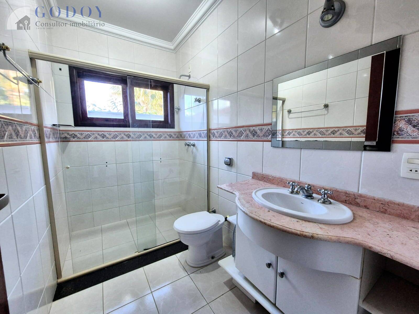 Casa à venda e aluguel com 4 quartos, 600m² - Foto 24