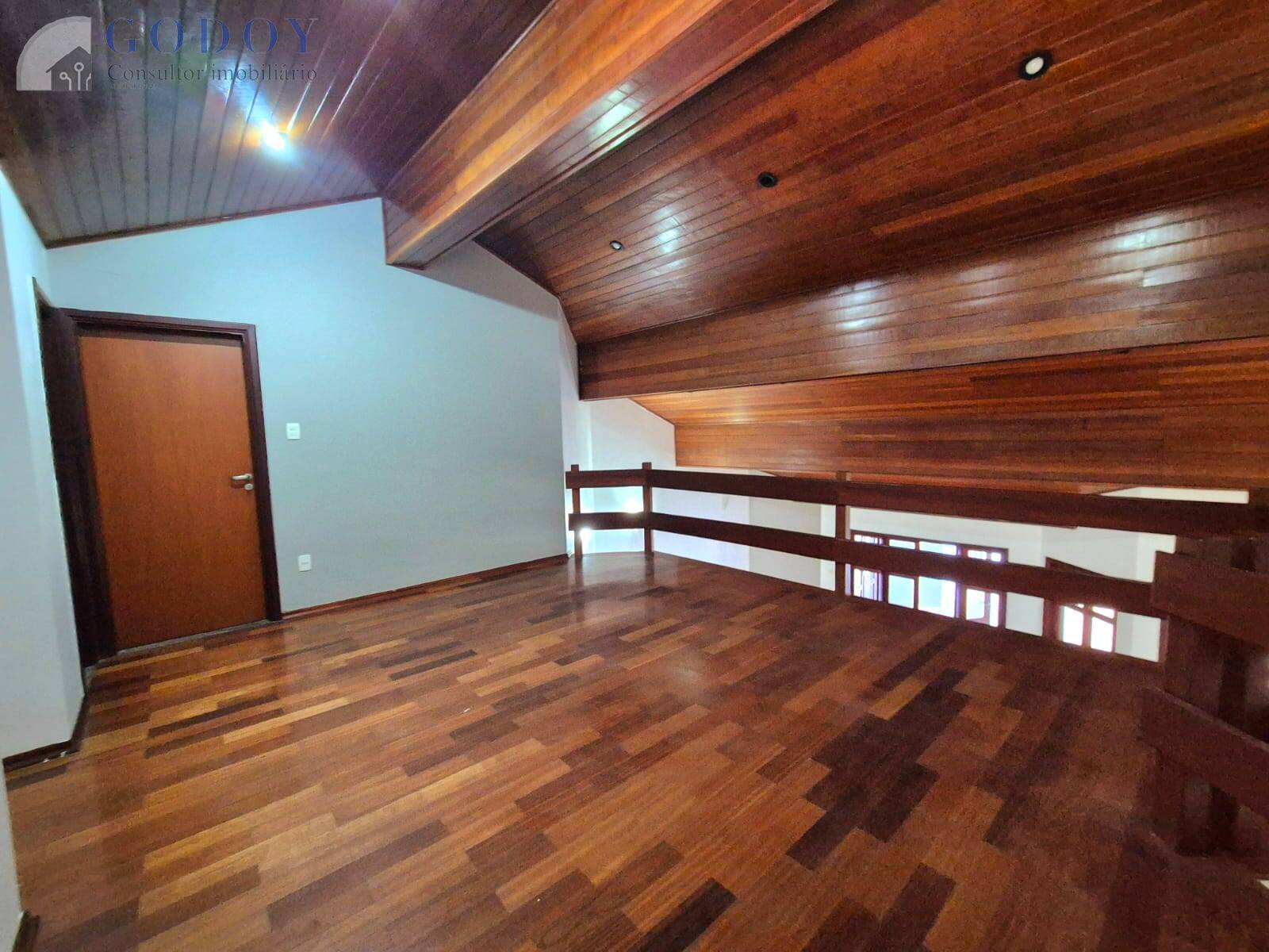 Casa à venda e aluguel com 4 quartos, 600m² - Foto 37
