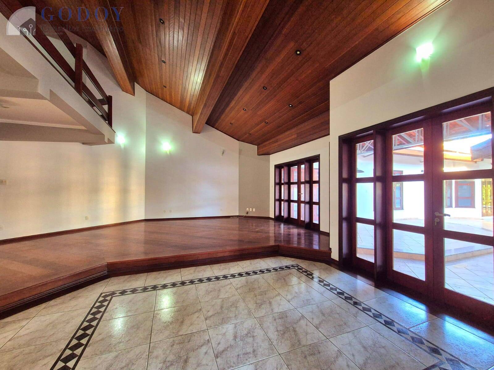 Casa à venda e aluguel com 4 quartos, 600m² - Foto 41