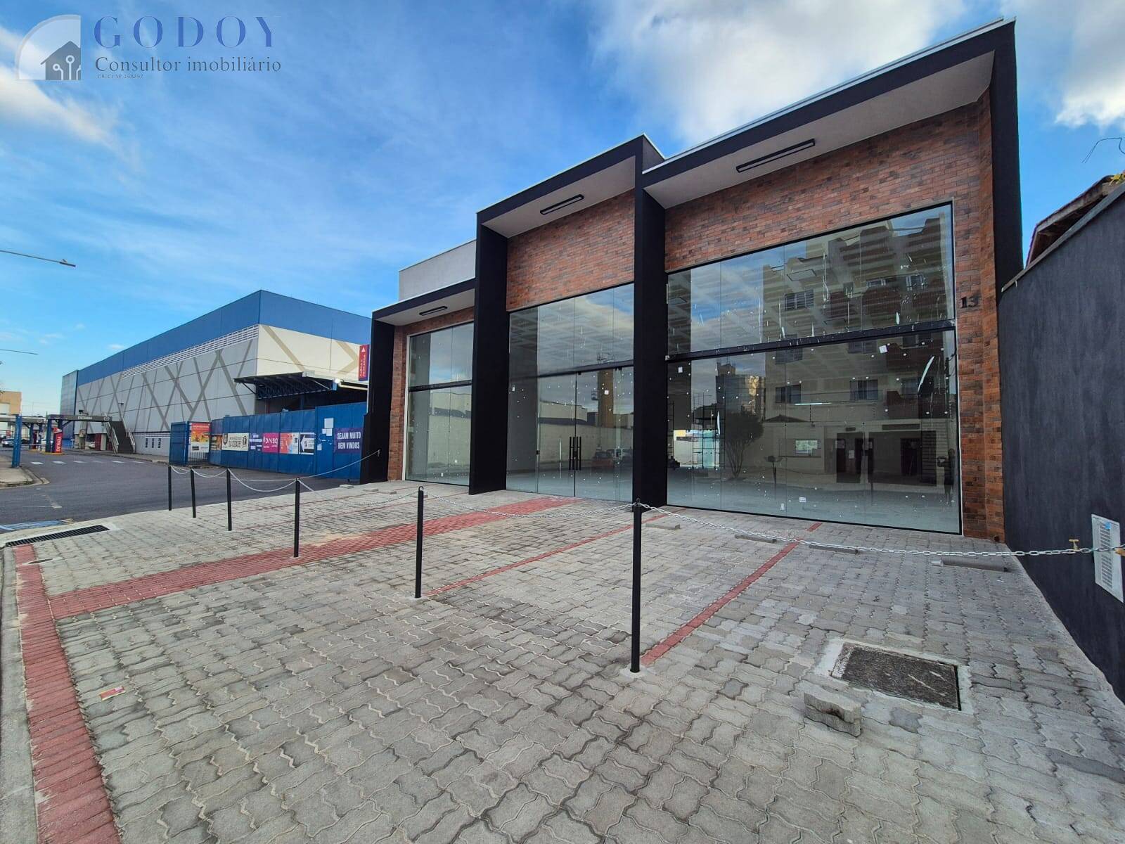 Depósito-Galpão-Armazém para alugar, 500m² - Foto 1