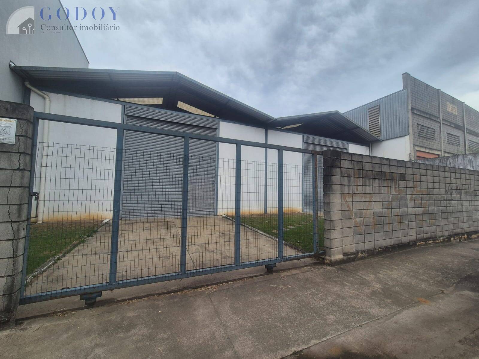 Depósito-Galpão, 805 m² - Foto 2