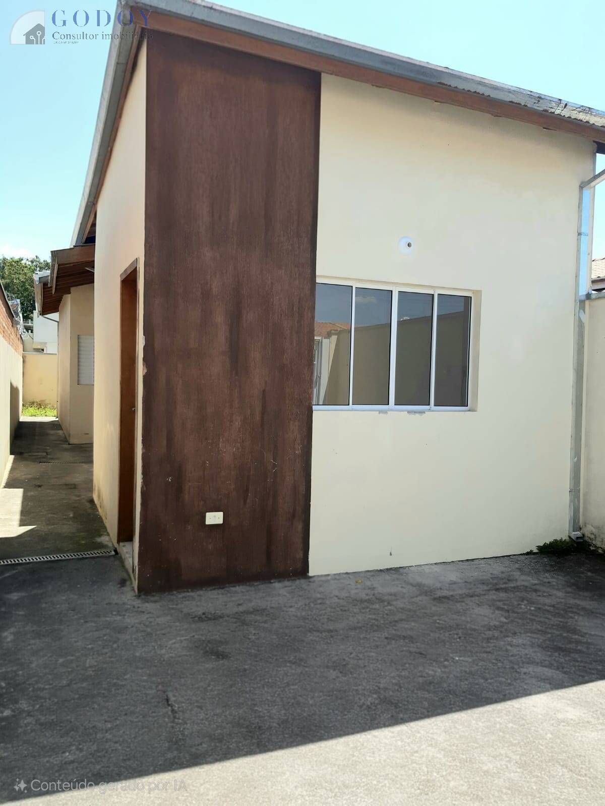 Casa à venda com 2 quartos, 60m² - Foto 1