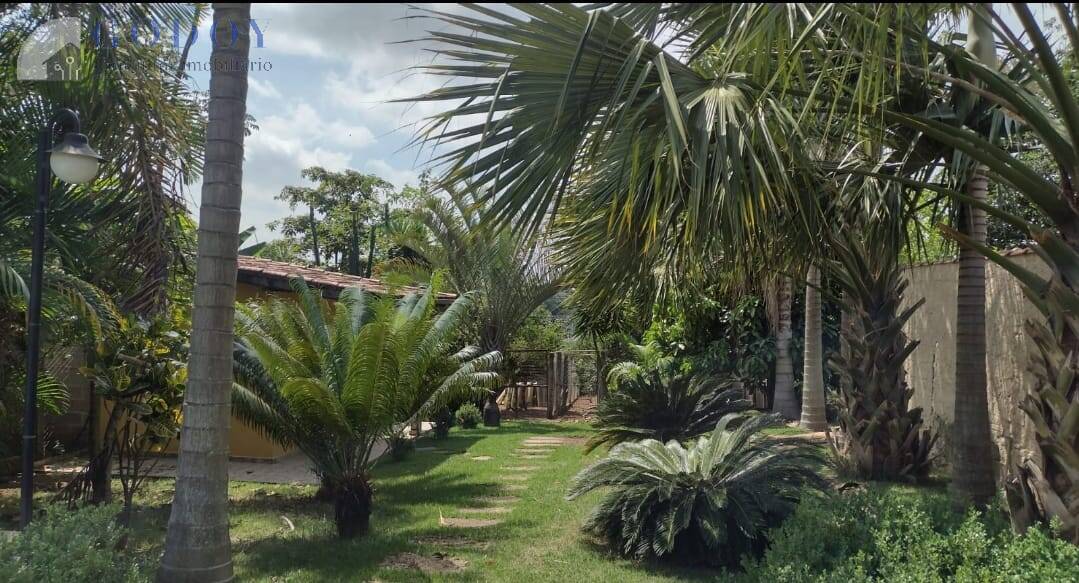 Chácara à venda com 3 quartos, 160m² - Foto 13