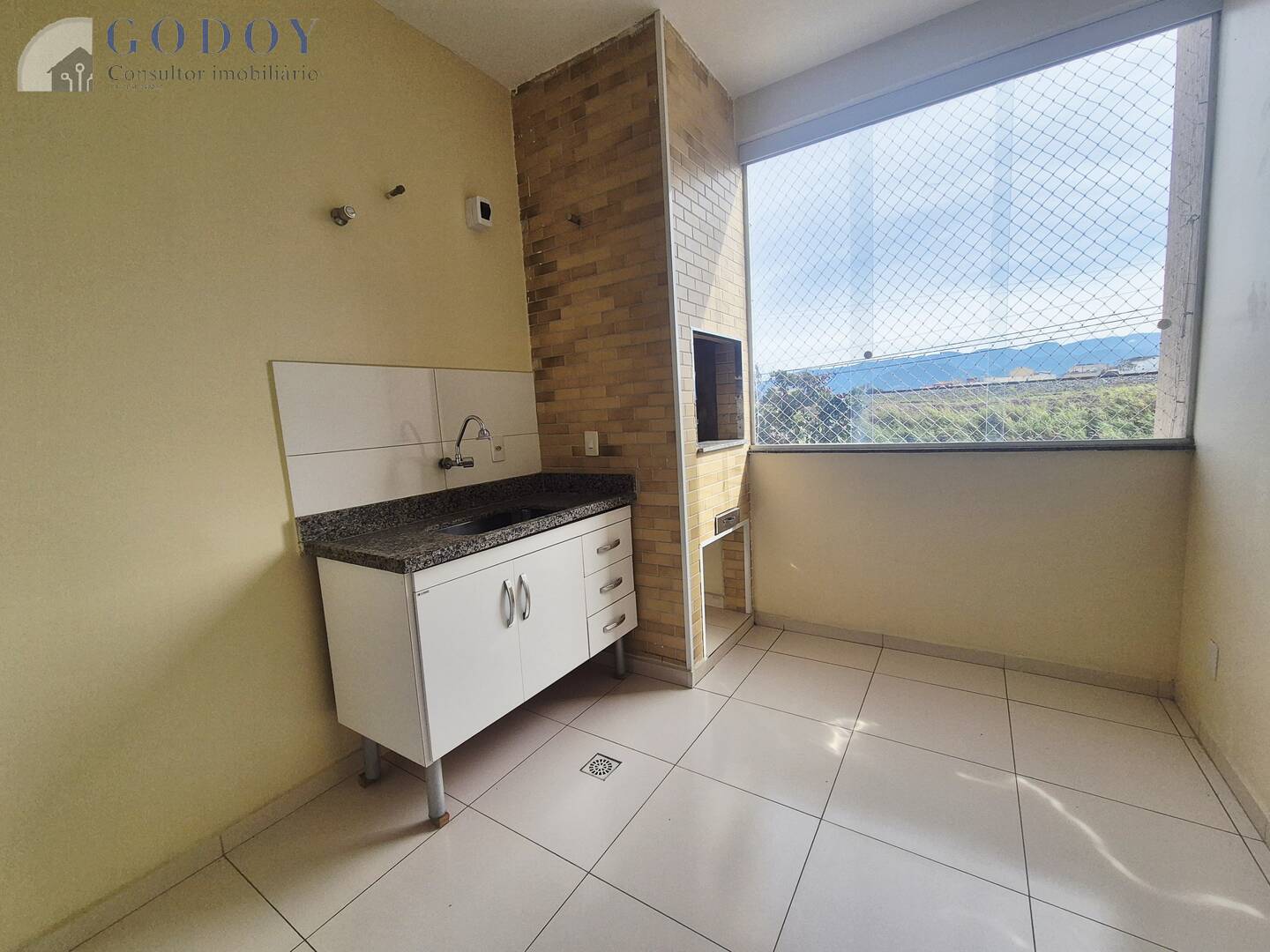 Apartamento à venda com 2 quartos, 68m² - Foto 7