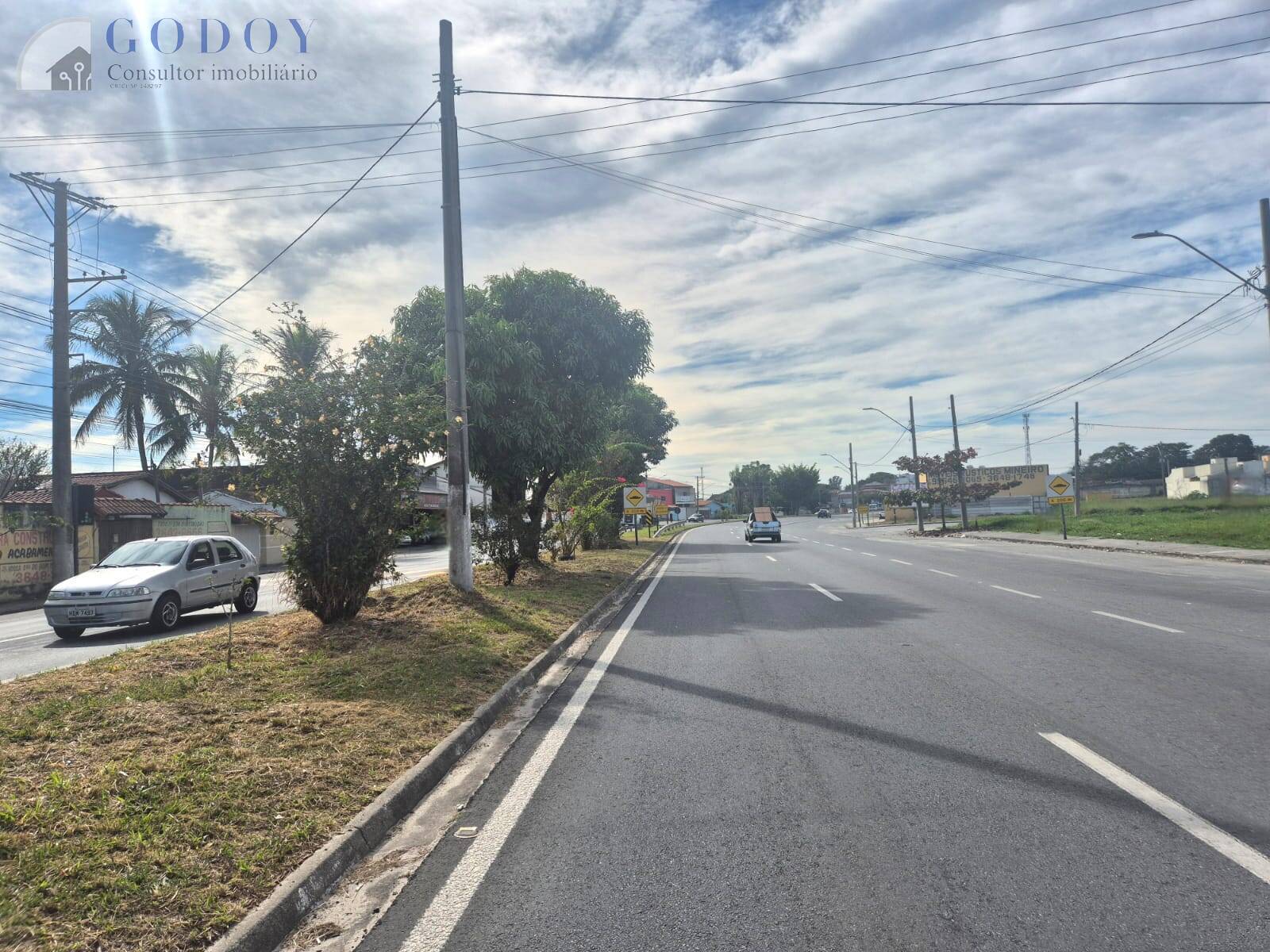 Terreno à venda, 1015m² - Foto 1
