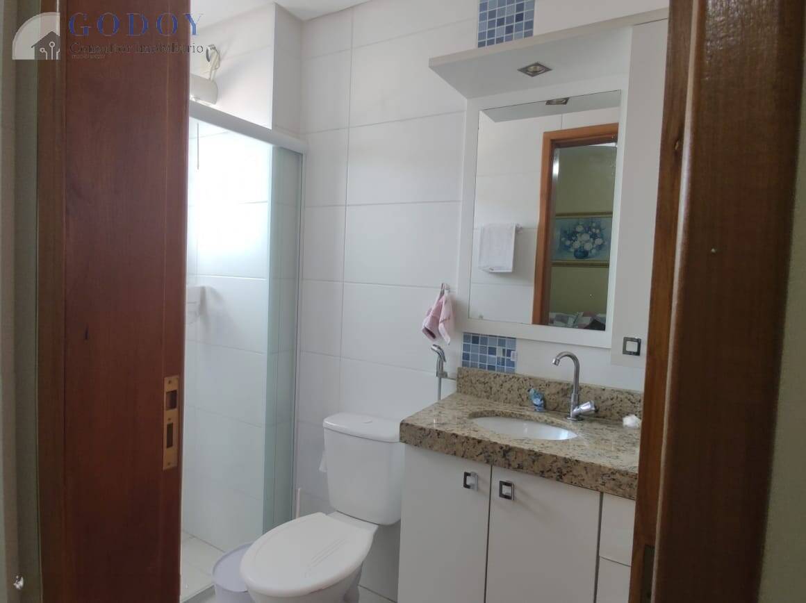 Apartamento à venda com 3 quartos, 107m² - Foto 13