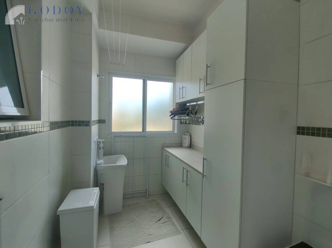 Apartamento à venda com 3 quartos, 107m² - Foto 11