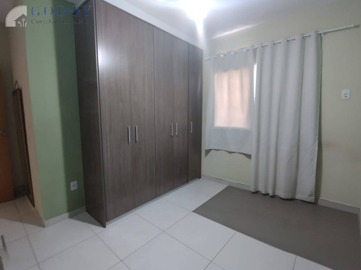 Apartamento à venda com 3 quartos, 107m² - Foto 19