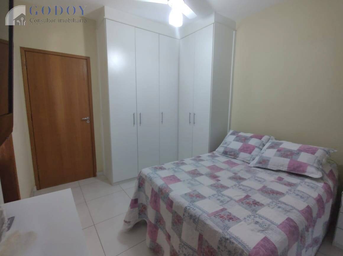 Apartamento à venda com 3 quartos, 107m² - Foto 22