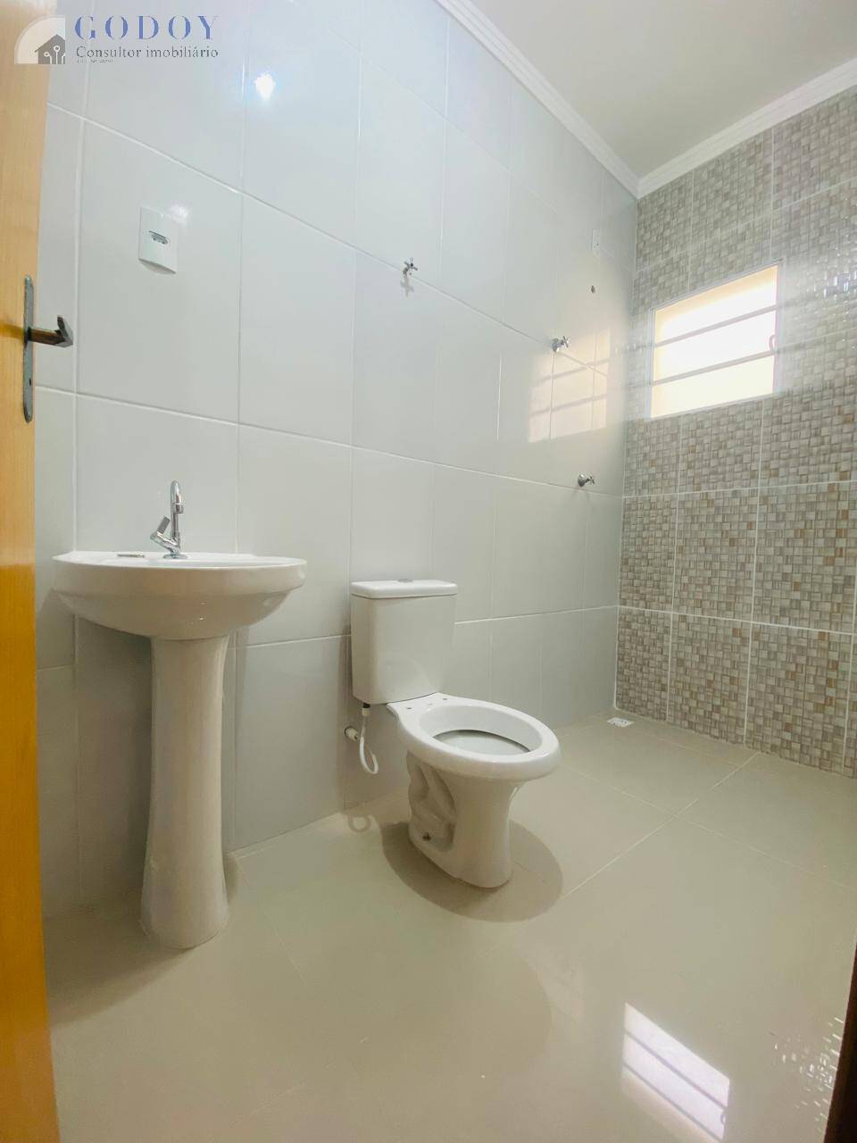 Casa à venda com 2 quartos, 175m² - Foto 7