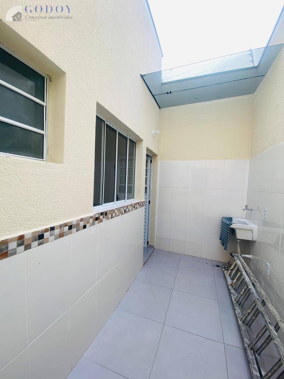 Casa à venda com 2 quartos, 175m² - Foto 6