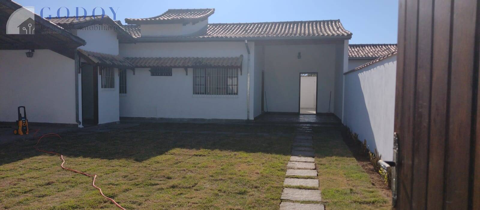 Casa, 3 quartos, 142 m² - Foto 2