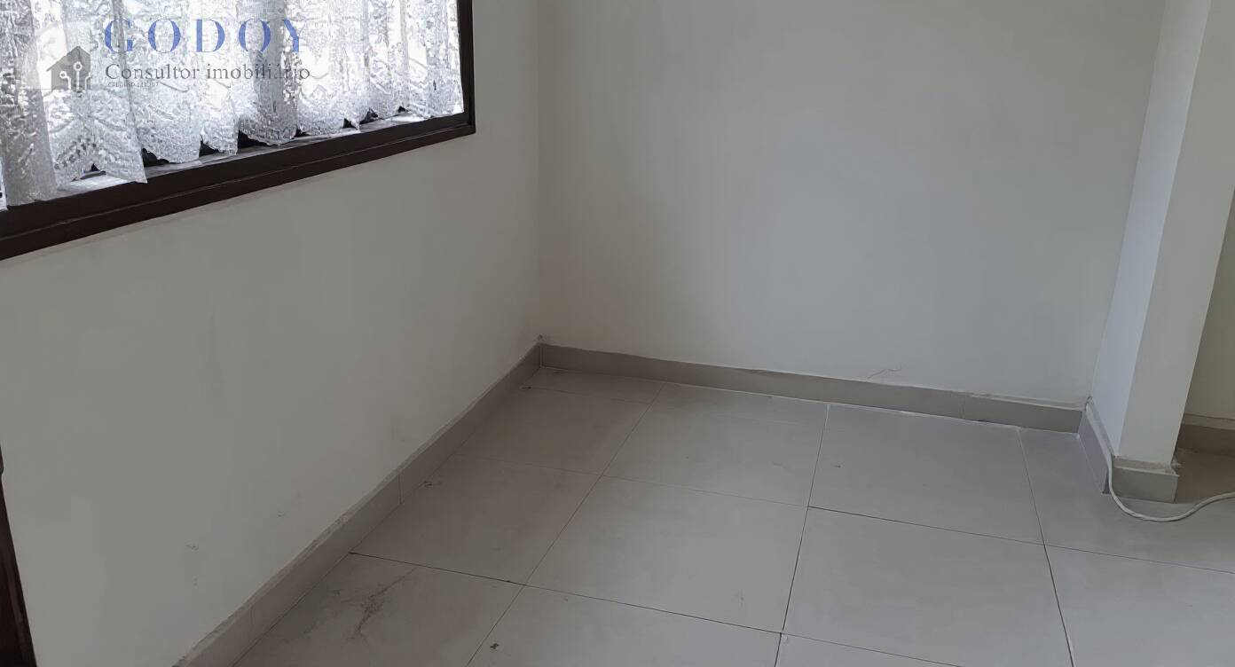 Casa para alugar com 4 quartos, 396m² - Foto 13