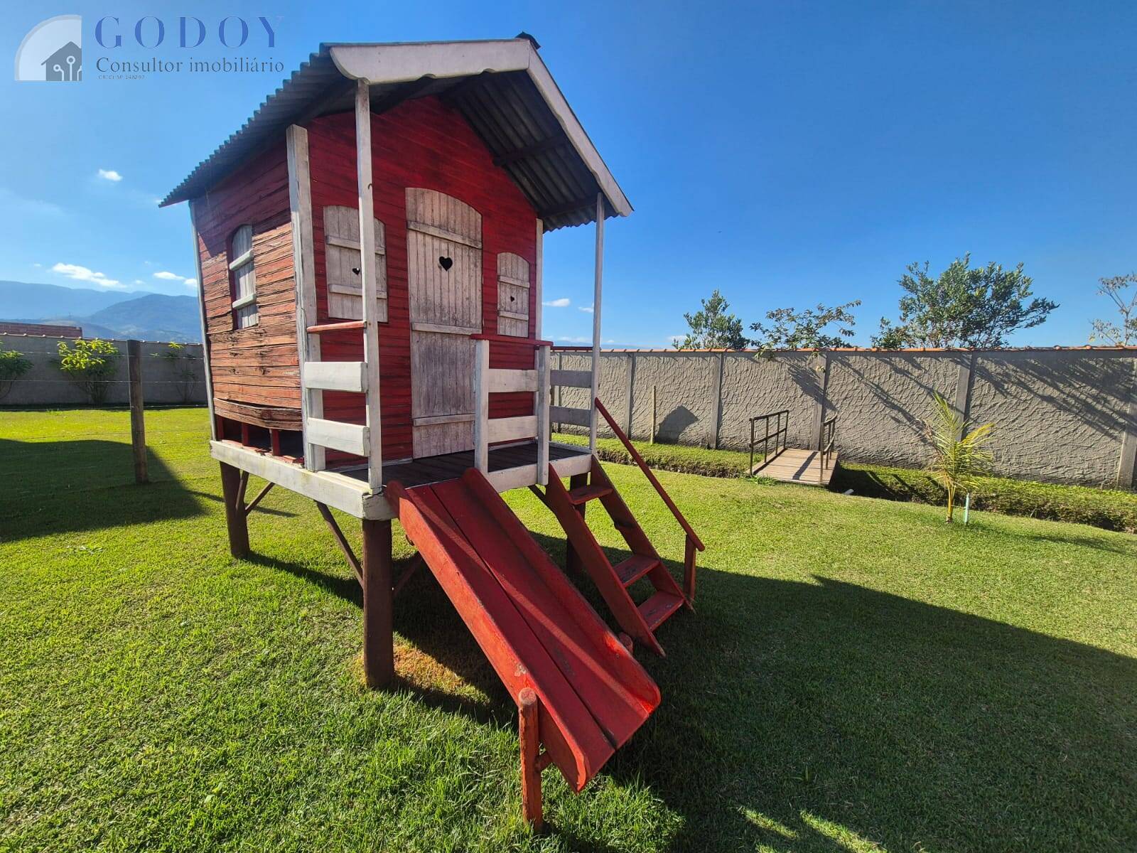 Chácara à venda com 3 quartos, 230m² - Foto 10