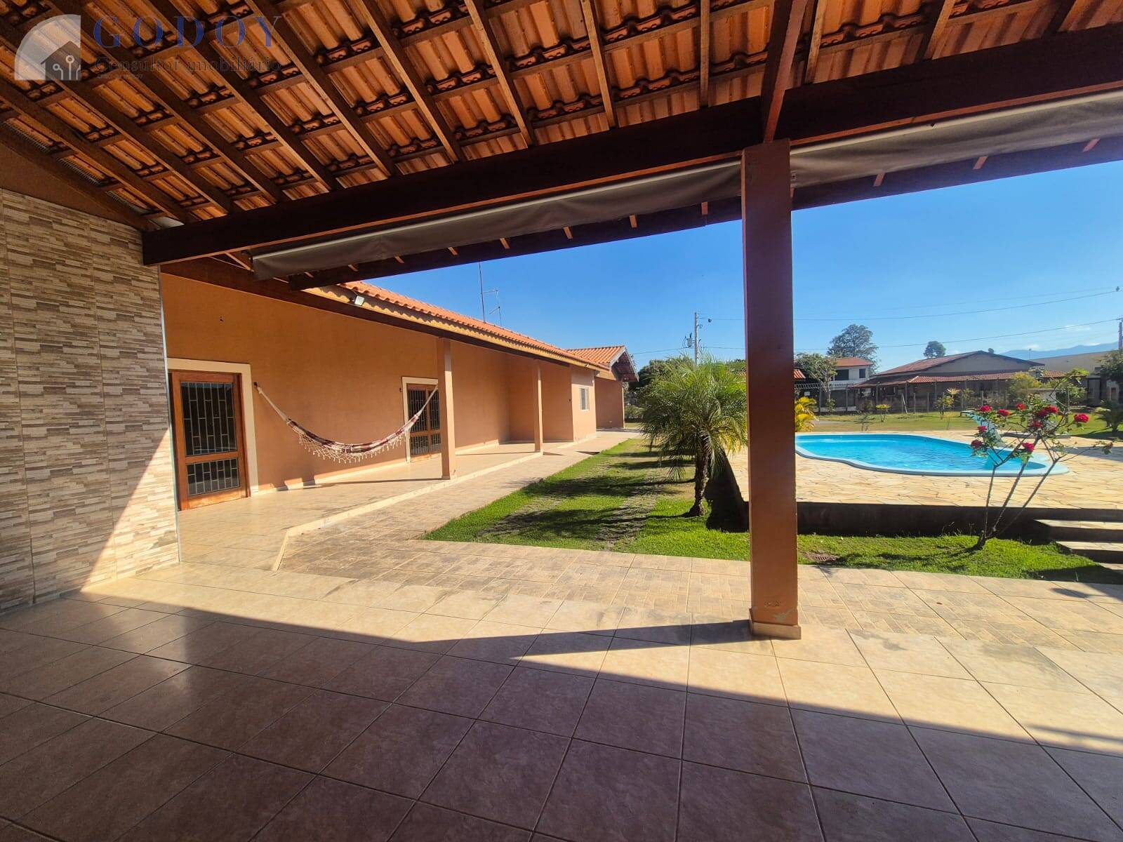 Chácara à venda com 3 quartos, 230m² - Foto 9