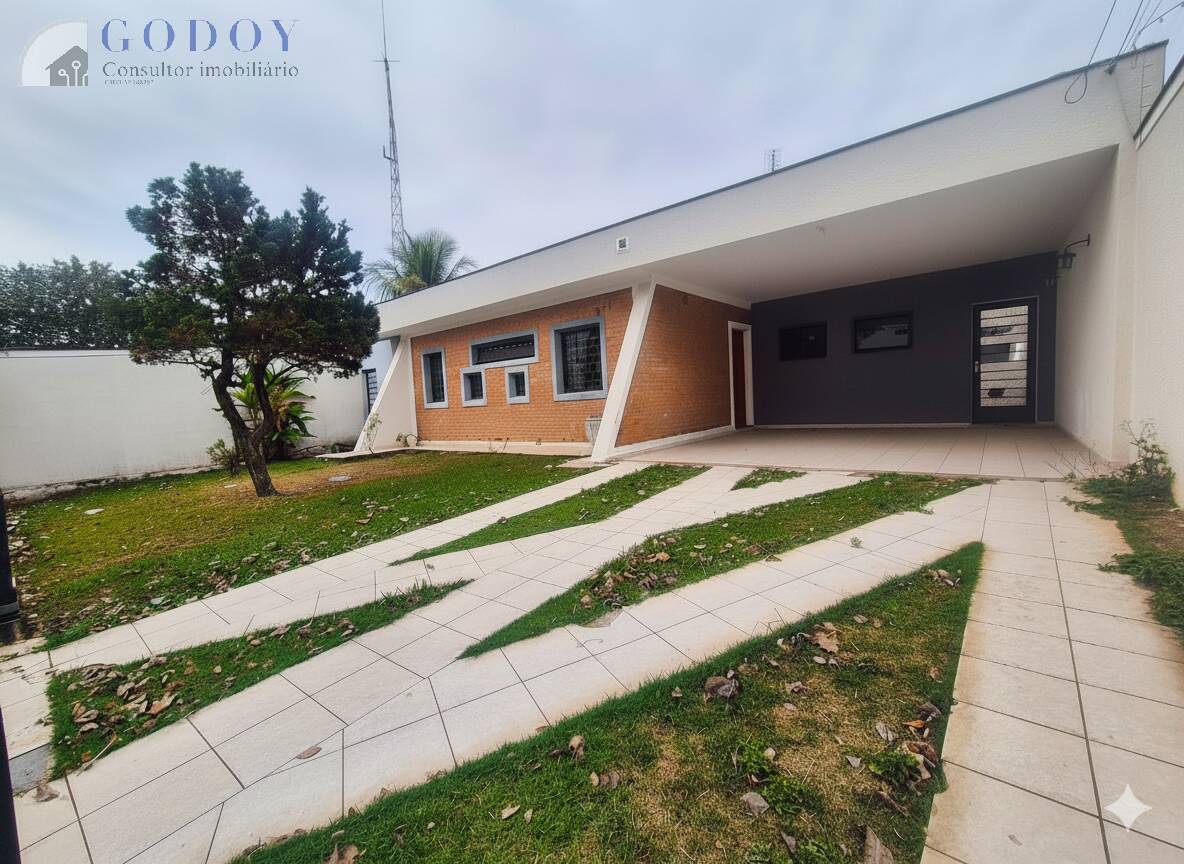 Casa à venda com 4 quartos, 248m² - Foto 2