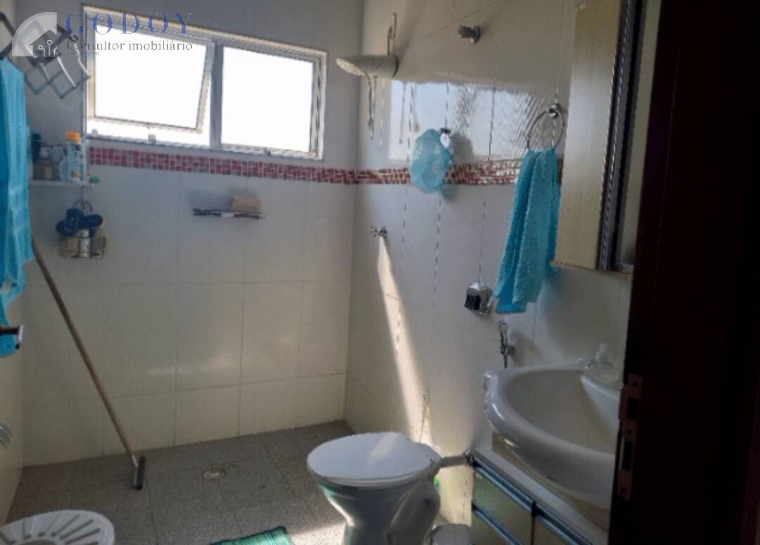 Sobrado à venda e aluguel com 3 quartos, 164m² - Foto 13