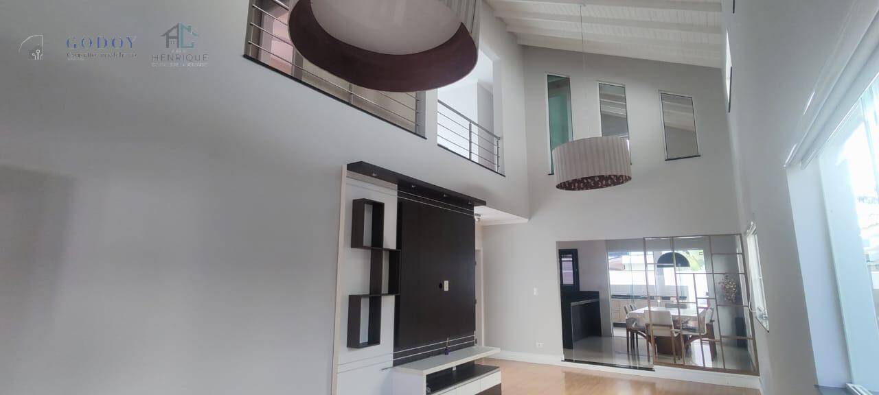 Sobrado à venda e aluguel com 4 quartos, 240m² - Foto 13