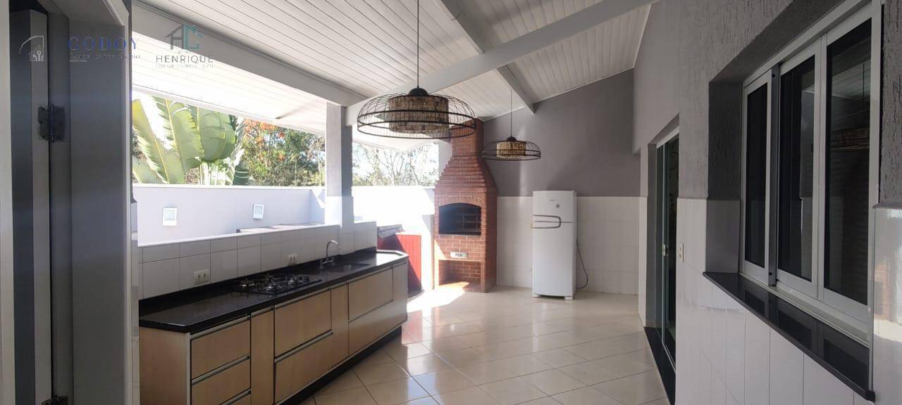 Sobrado à venda e aluguel com 4 quartos, 240m² - Foto 18