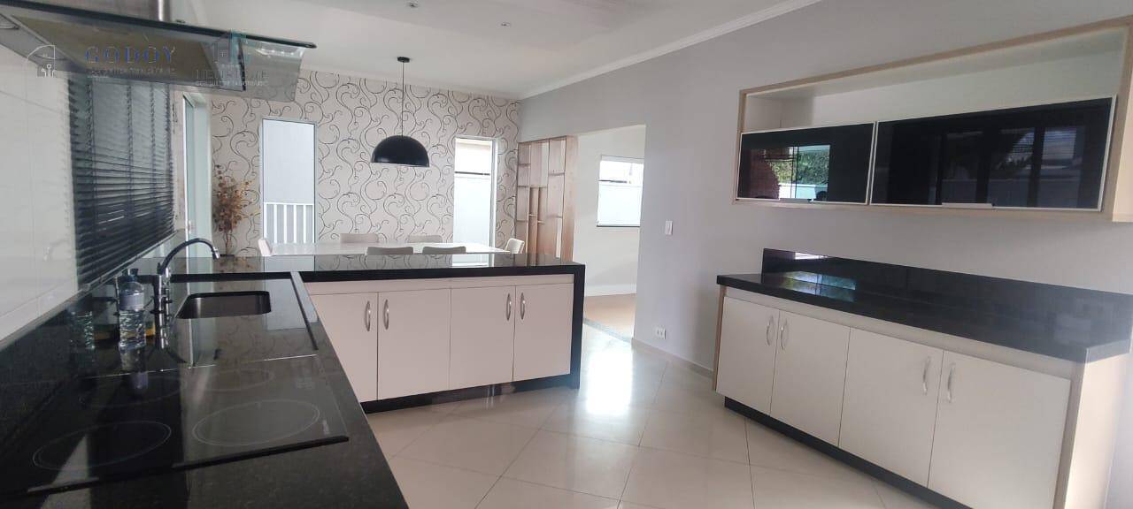 Sobrado à venda e aluguel com 4 quartos, 240m² - Foto 24