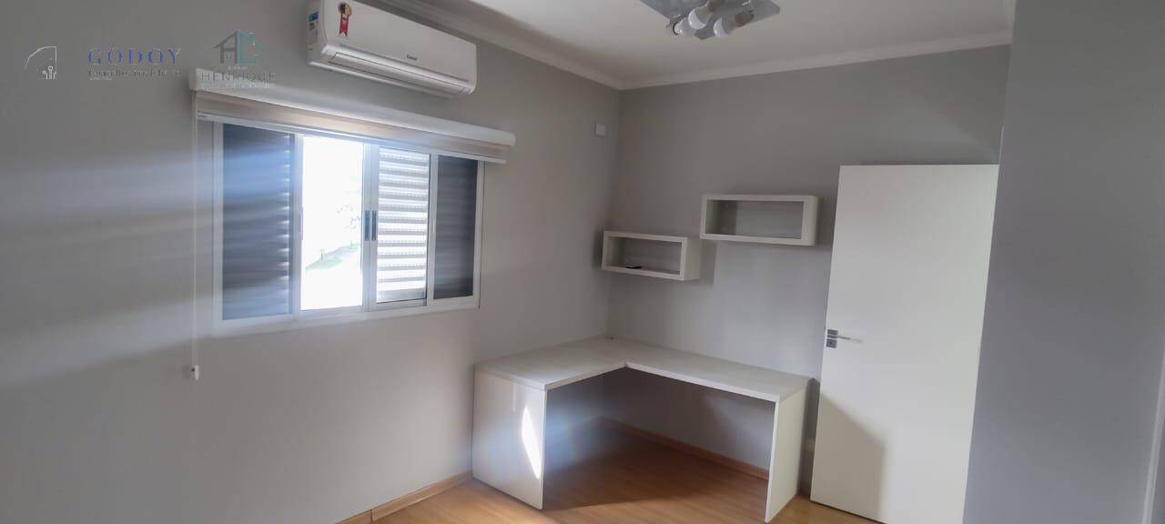 Sobrado à venda e aluguel com 4 quartos, 240m² - Foto 22