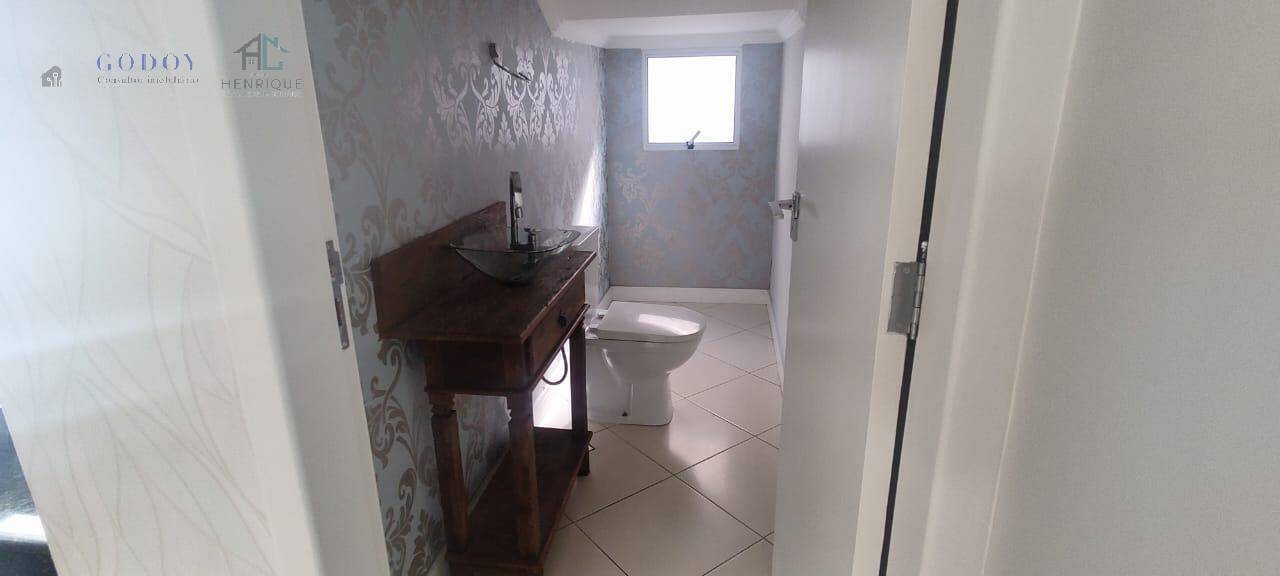Sobrado à venda e aluguel com 4 quartos, 240m² - Foto 30