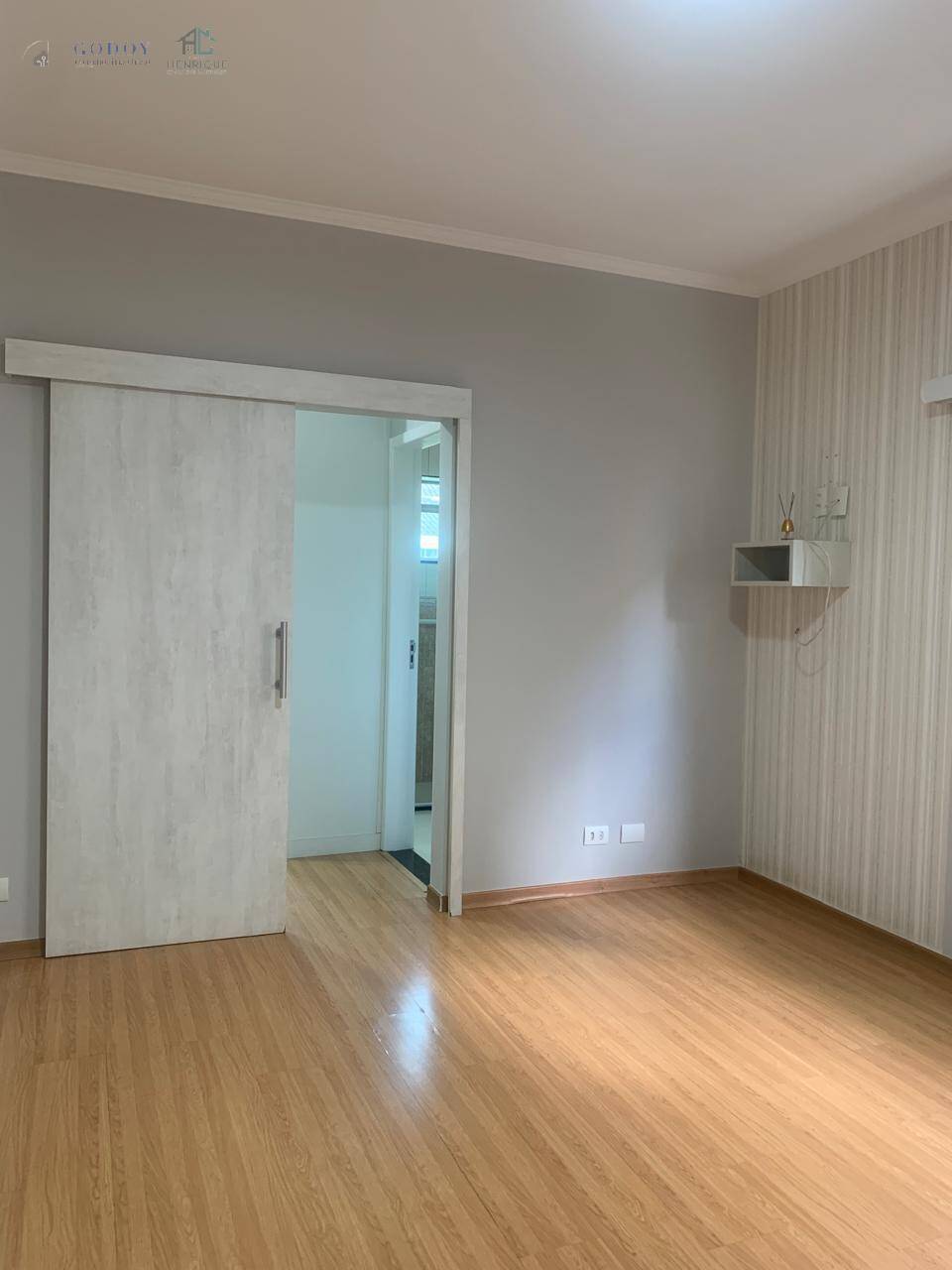 Sobrado à venda e aluguel com 4 quartos, 240m² - Foto 47