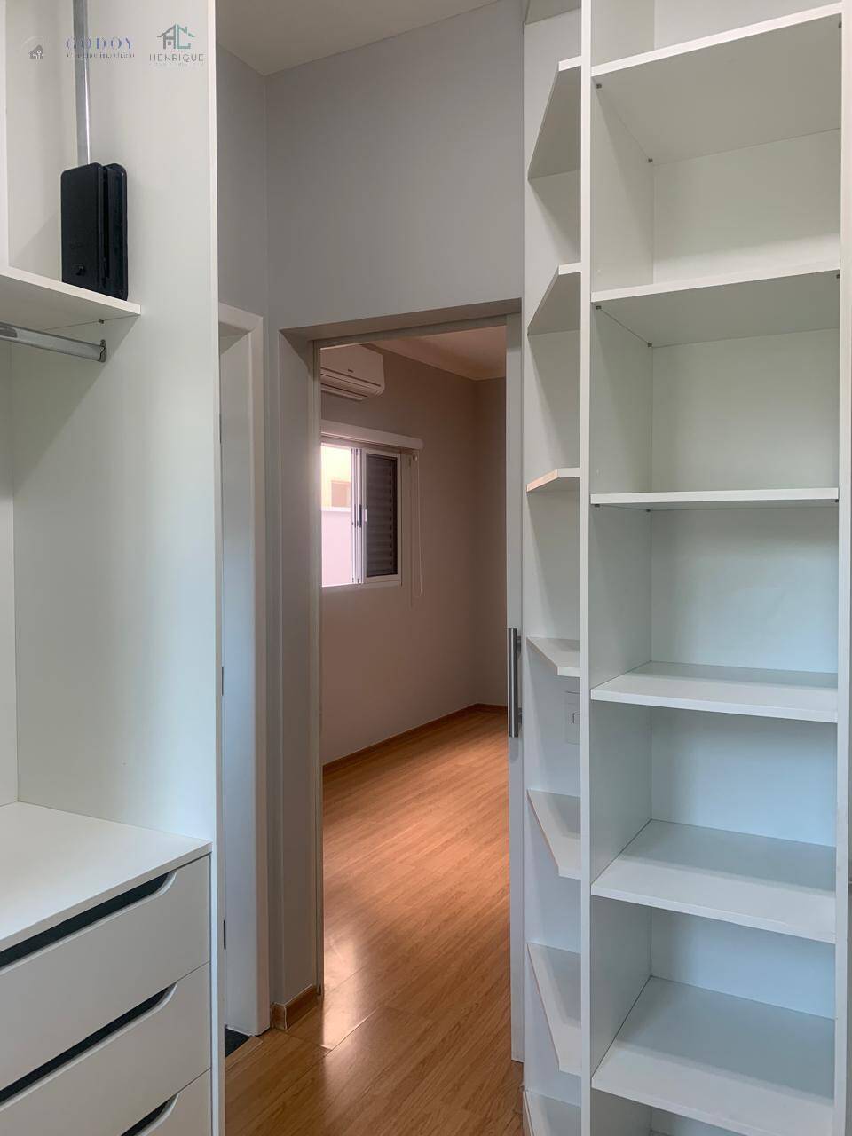 Sobrado à venda e aluguel com 4 quartos, 240m² - Foto 55