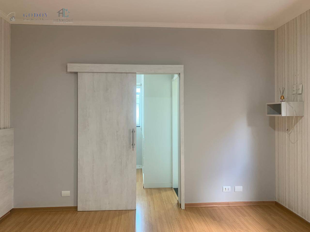Sobrado à venda e aluguel com 4 quartos, 240m² - Foto 51