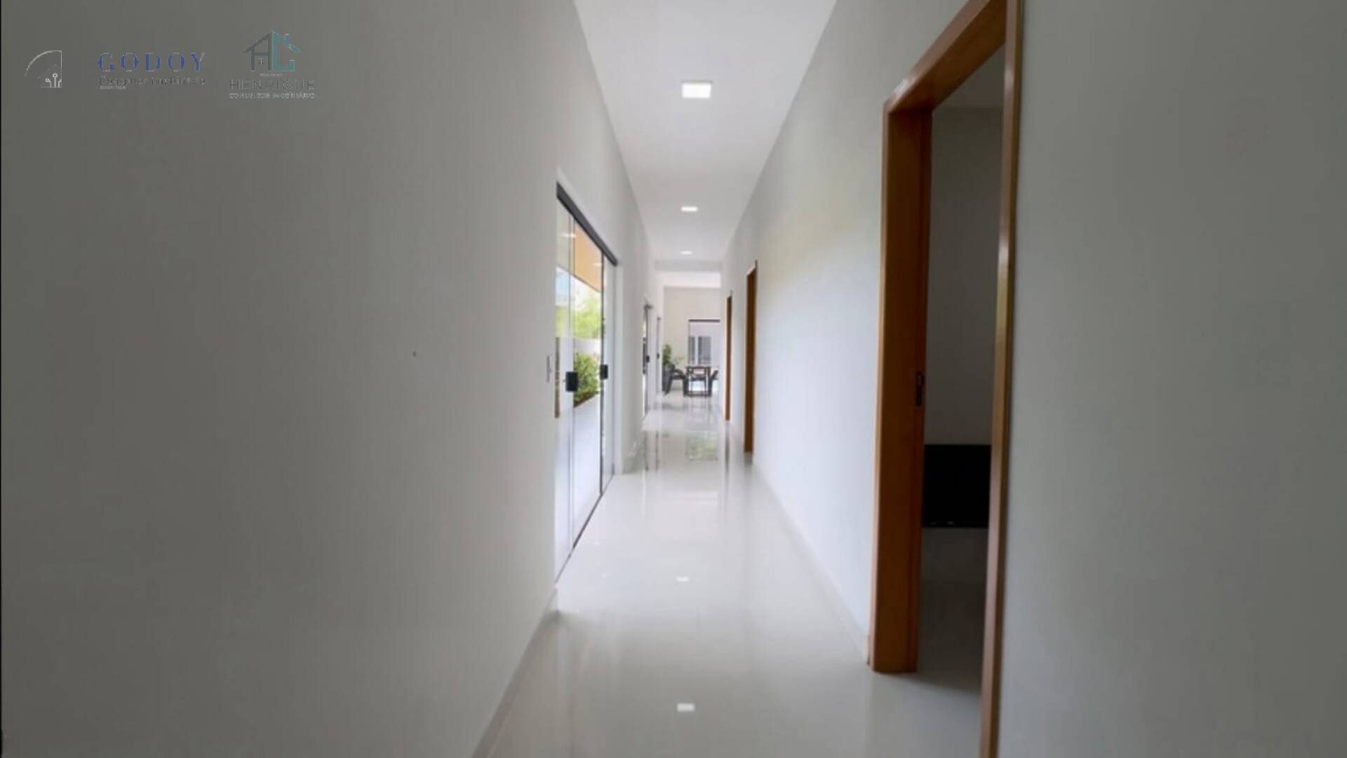 Chácara, 3 quartos, 1070 m² - Foto 3