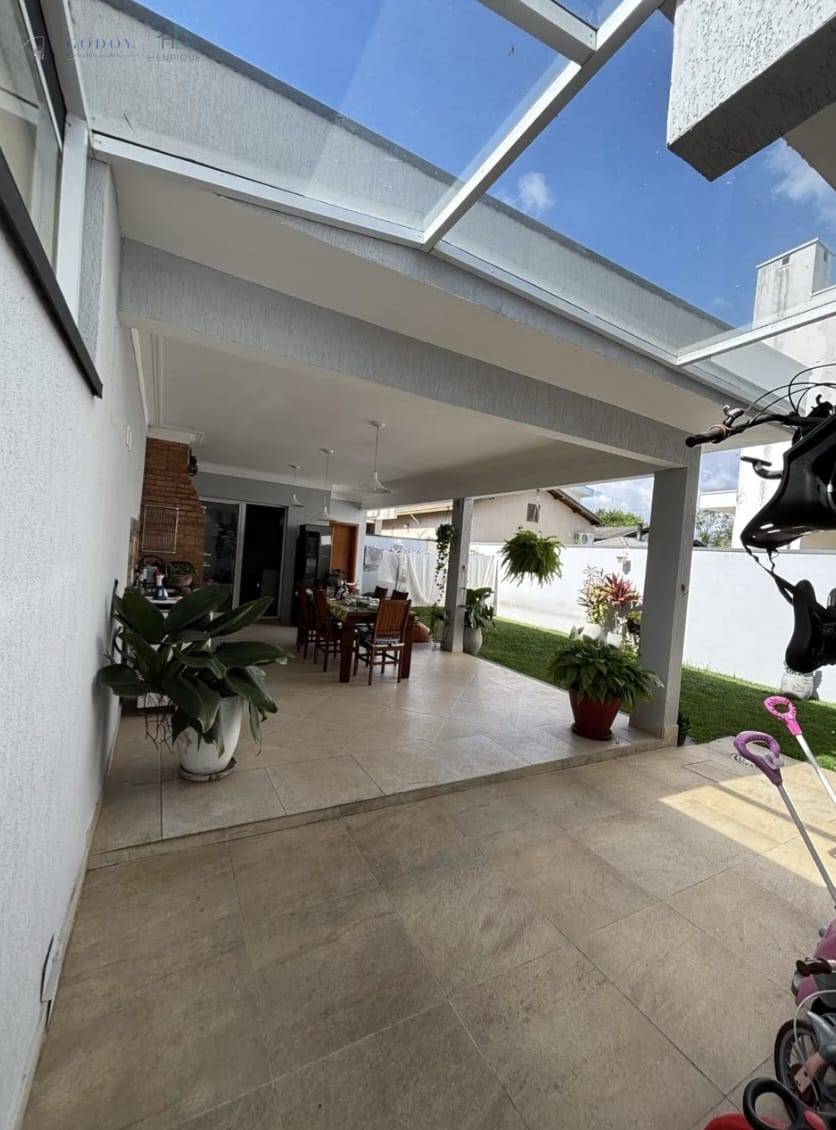 Sobrado, 3 quartos, 247 m² - Foto 14