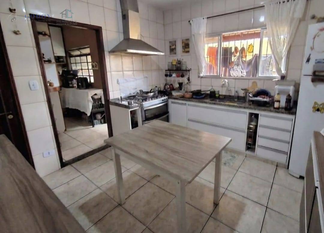 Sobrado, 4 quartos, 300 m² - Foto 3