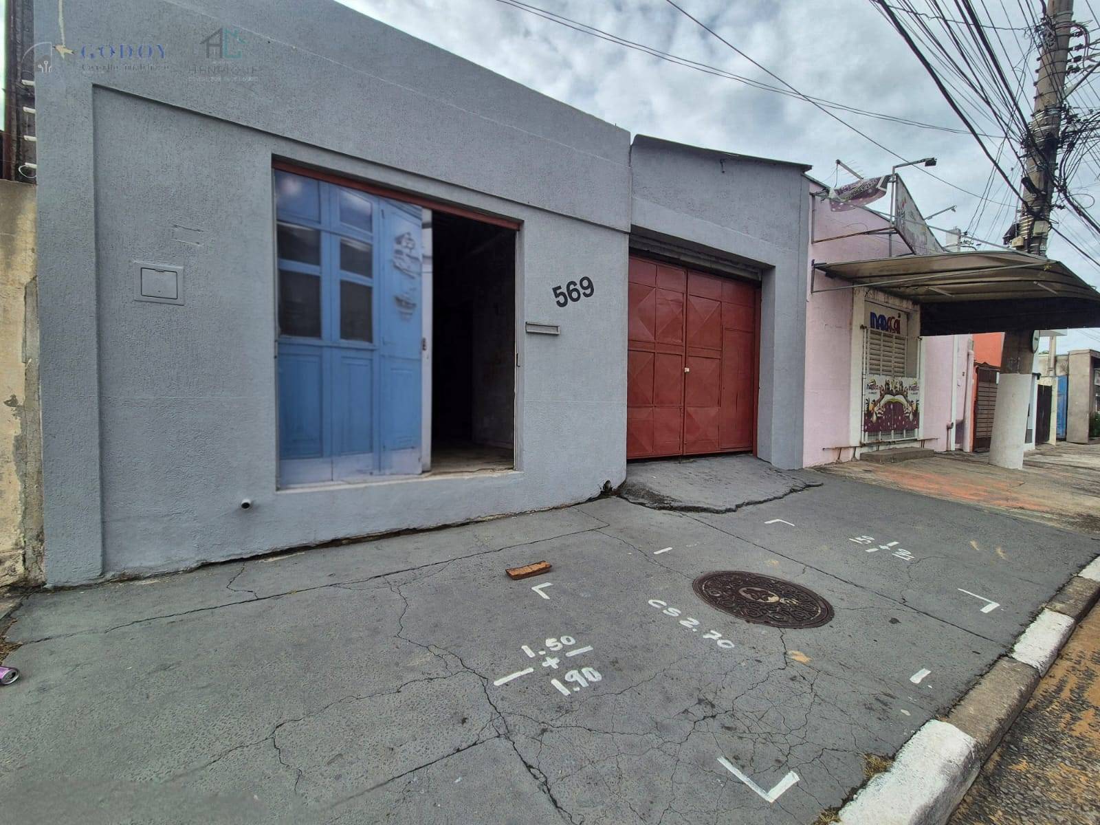 Sala-Conjunto, 300 m² - Foto 1