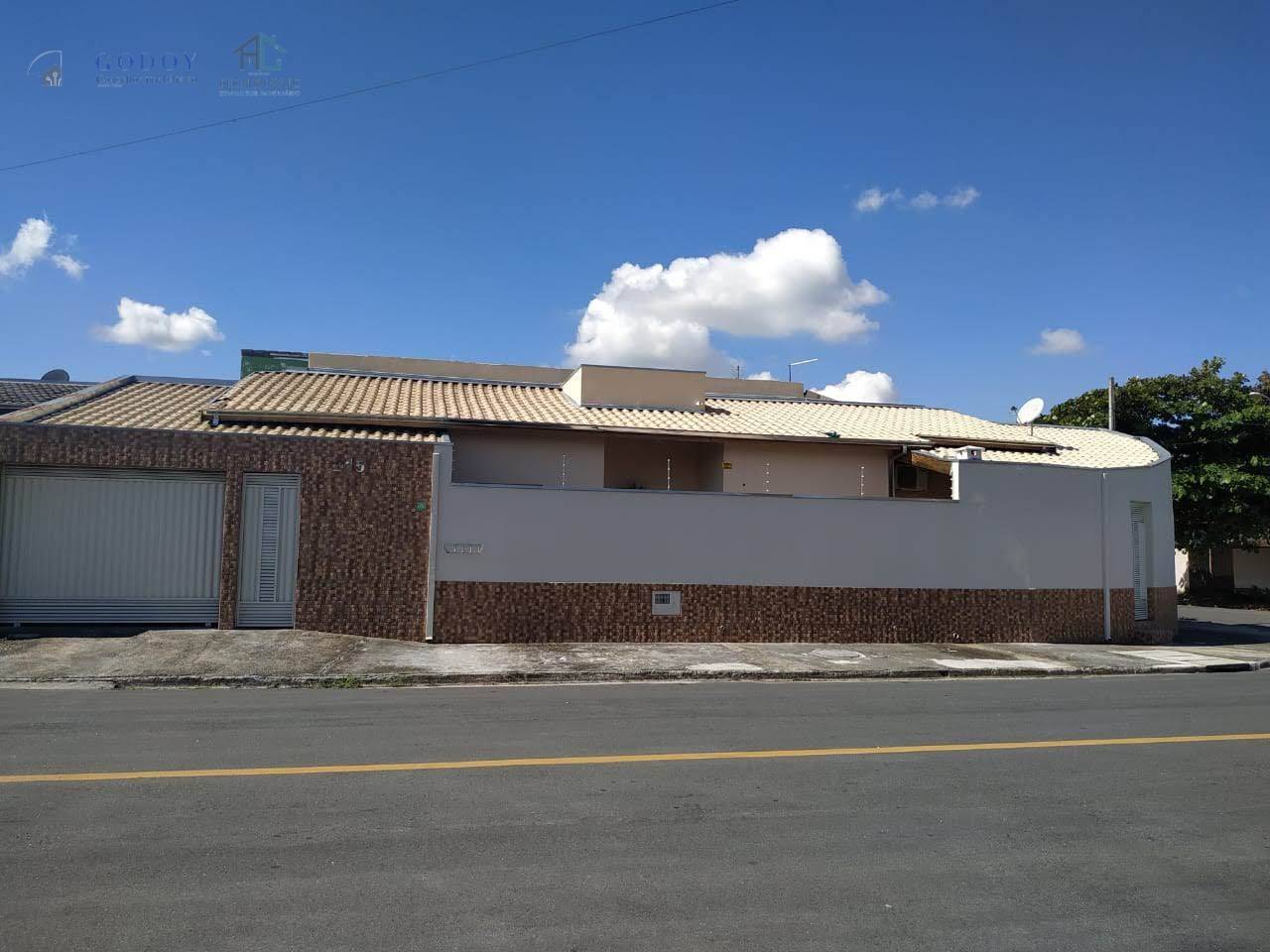 Casa, 2 quartos, 75 m² - Foto 1