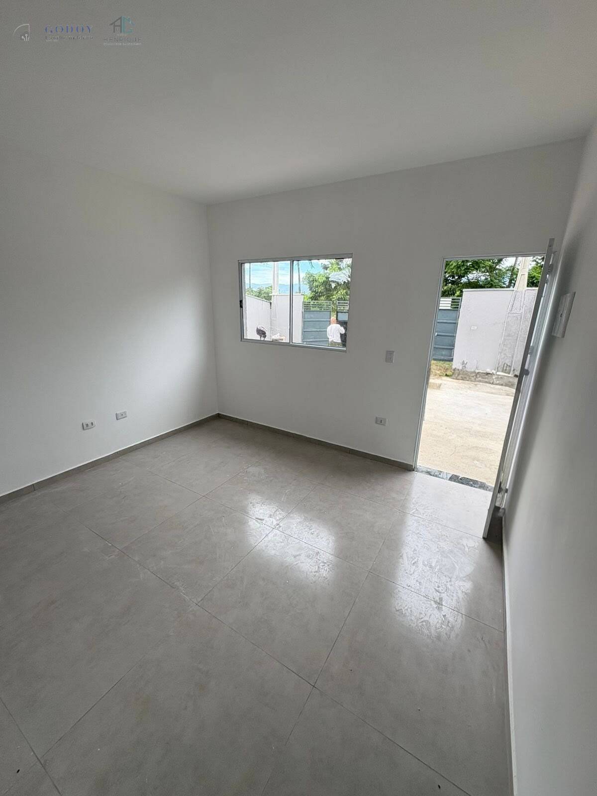 Casa, 2 quartos, 63 m² - Foto 1