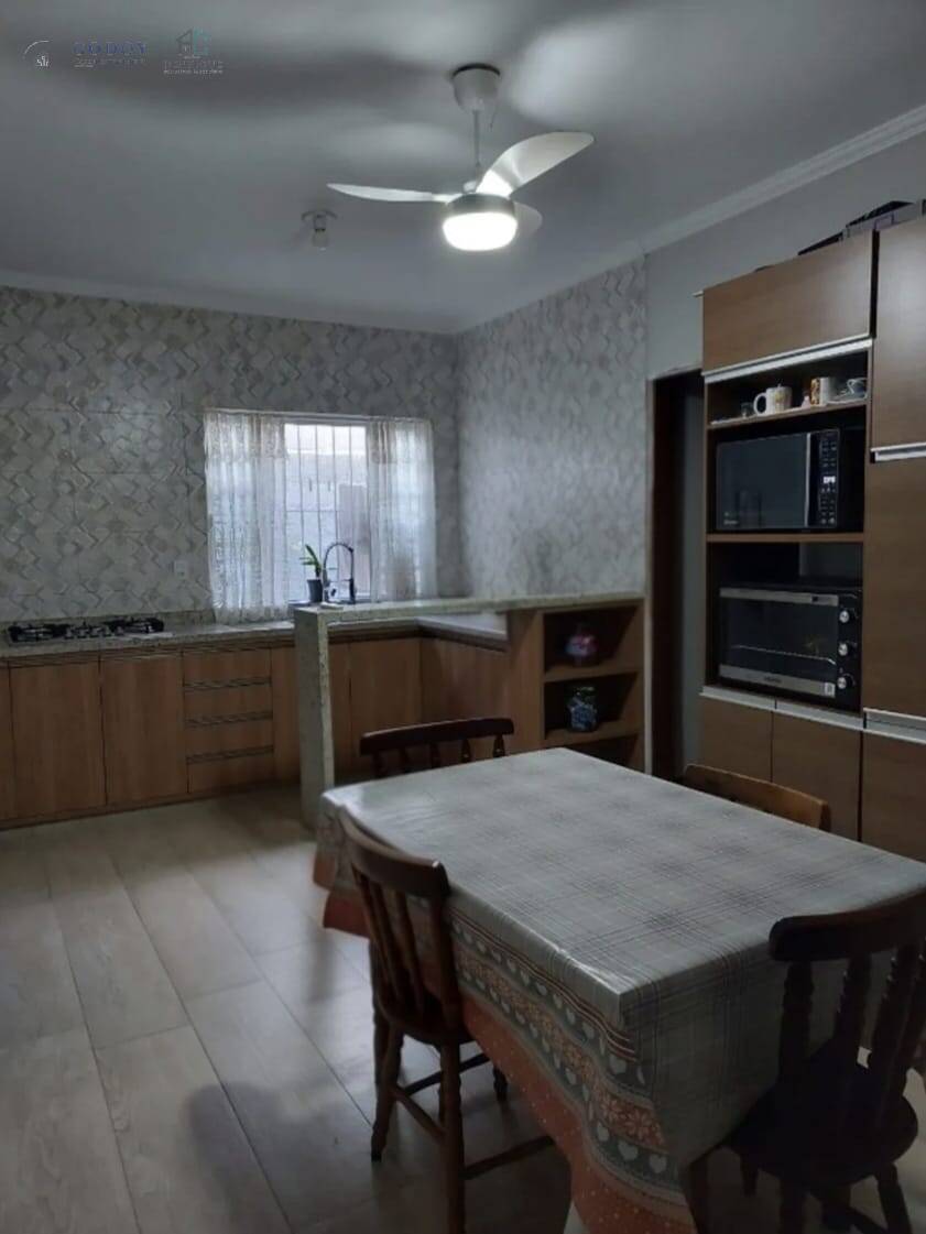 Casa, 3 quartos, 127 m² - Foto 3